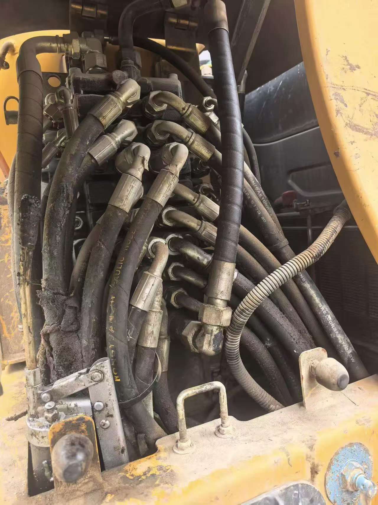 Buy XCMG XE60 Used Excavator / 8