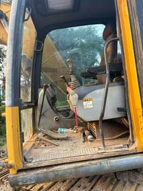 Buy XCMG XE135B Used Excavator / 6 Buy XCMG XE135B Used Excavator / 6