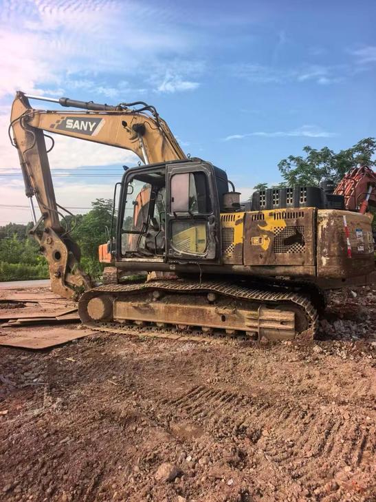 Buy Sany SY205C Used Excavator / 1