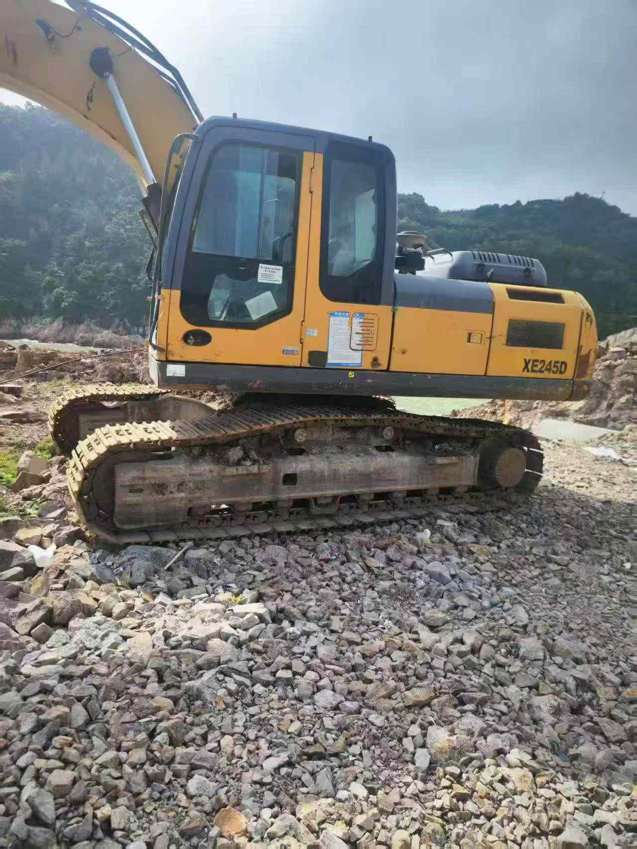 Buy XCMG XE215 Used Excavator / 7