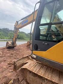 Buy XCMG XE75C Used Excavator / 4 Buy XCMG XE75C Used Excavator / 4