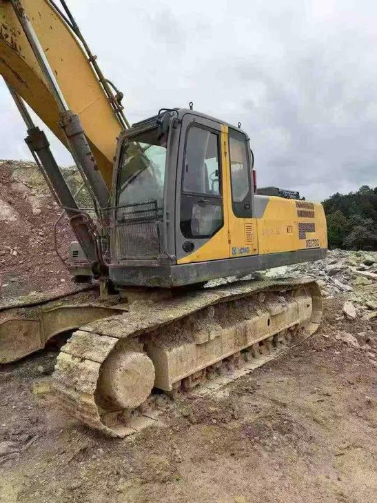 Buy XCMG XE370 Used Excavator / 1