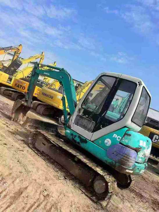 Buy Komatsu PC40-7 Used Excavator / 1