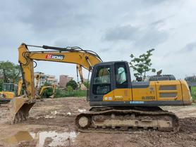 Buy XCMG XE200DA Used Excavator / 2 Buy XCMG XE200DA Used Excavator / 2
