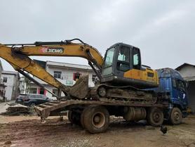 Buy XCMG XE135B Used Excavator / 6 Buy XCMG XE135B Used Excavator / 6
