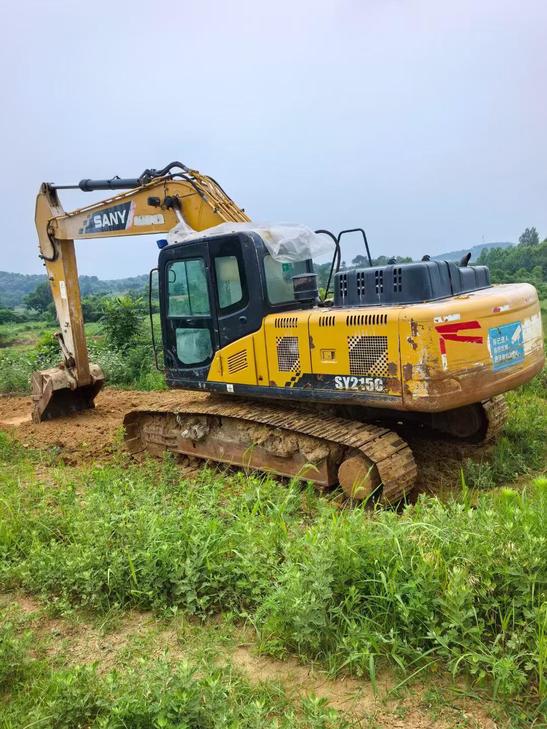 Buy Sany SY215C Used Excavator / 1