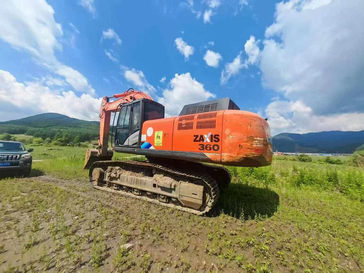 Buy Hitachi ZX330-5A Used Excavator / 1