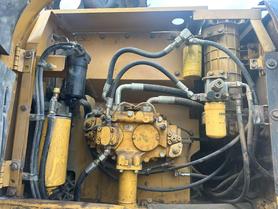 Buy Caterpillar 320D Used Excavator / 5 Buy Caterpillar 320D Used Excavator / 5