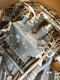 Buy XCMG XE205DA Used Excavator / 5 Buy XCMG XE205DA Used Excavator / 5