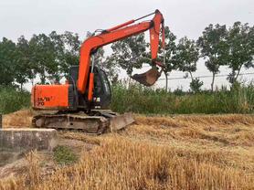Buy Hitachi ZX70-5G Used Excavator / 2 Buy Hitachi ZX70-5G Used Excavator / 2