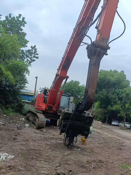 Buy Hitachi ZX470H-3 Used Excavator / 1