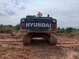 Buy Hyundai R215VS Used Excavator / 3 Buy Hyundai R215VS Used Excavator / 3