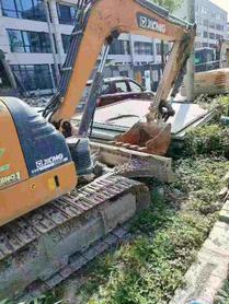 Buy XCMG XE60 Used Excavator / 4 Buy XCMG XE60 Used Excavator / 4