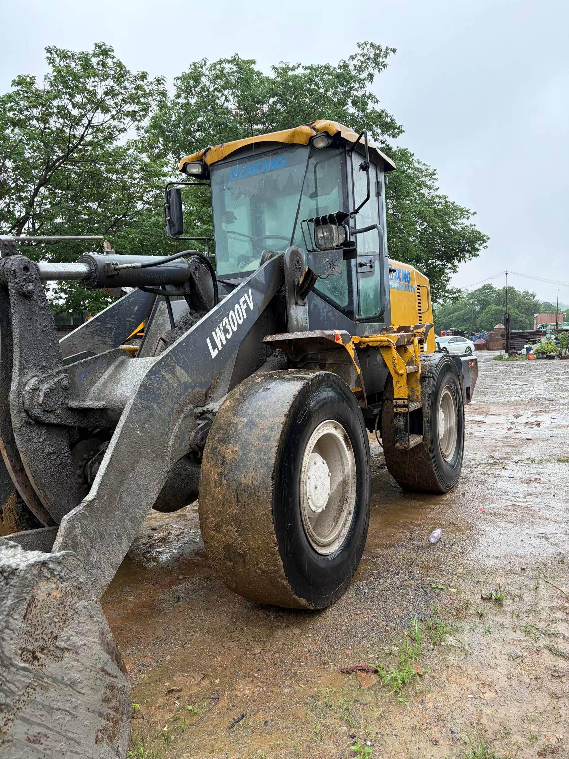 Buy XCMG XE300C Used Loader / 8