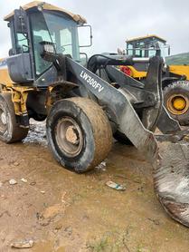 Buy XCMG LW300FV Used Loader / 5 Buy XCMG LW300FV Used Loader / 5