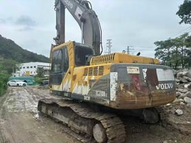 Buy Volvo EC210BLC Used Excavator / 2 Buy Volvo EC210BLC Used Excavator / 2