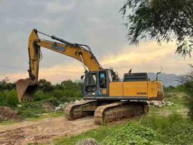 Buy XCMG XE470 Used Excavator / 6 Buy XCMG XE470 Used Excavator / 6