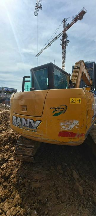 Buy Sany SY75C Used Excavator / 1