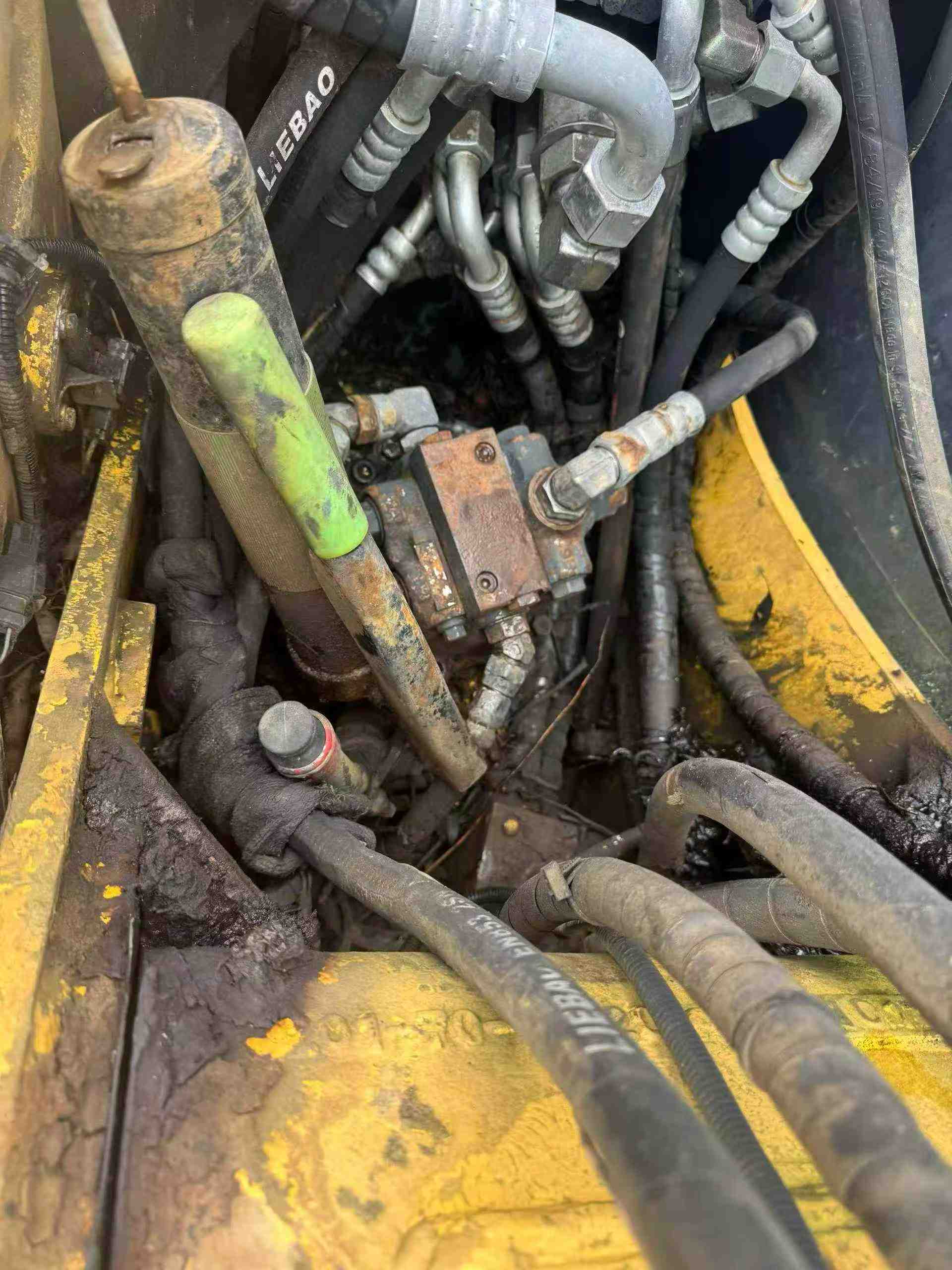 Buy Komatsu PC70-8 Used Excavator / 3