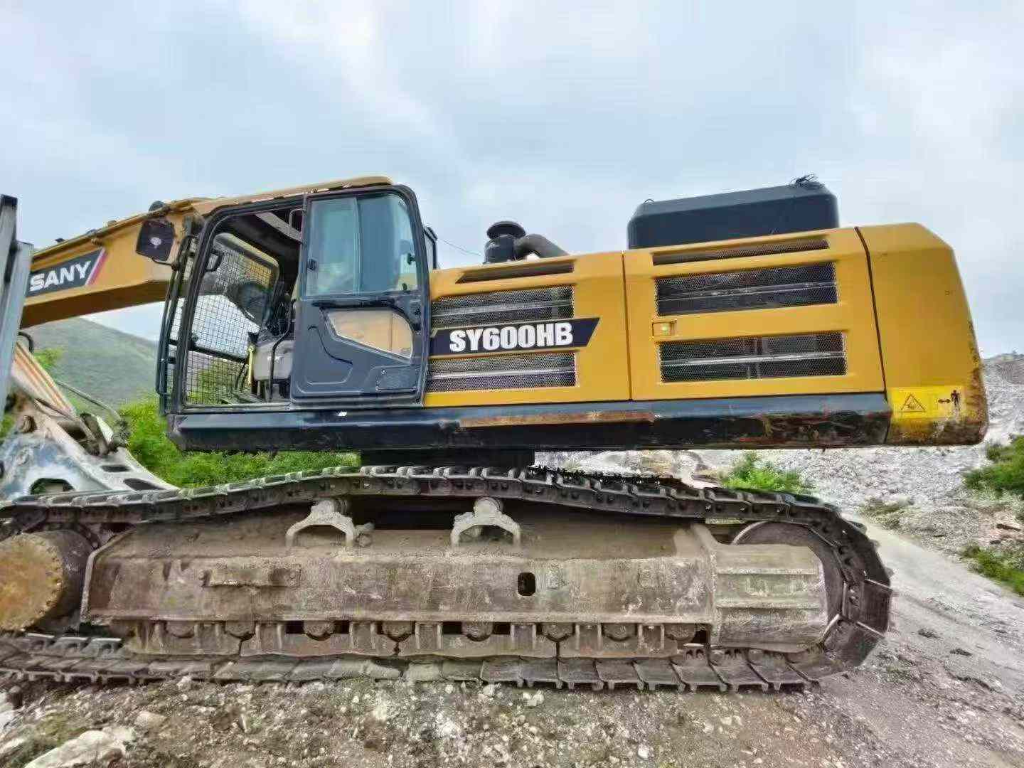 Buy Sany SY600HB Used Excavator / 3