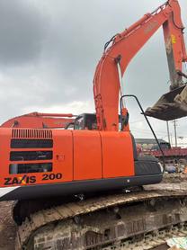 Buy Hitachi EX200 Used Excavator / 3 Buy Hitachi EX200 Used Excavator / 3