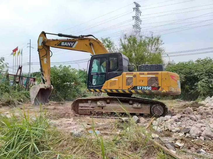Buy Sany SY205C Used Excavator / 1