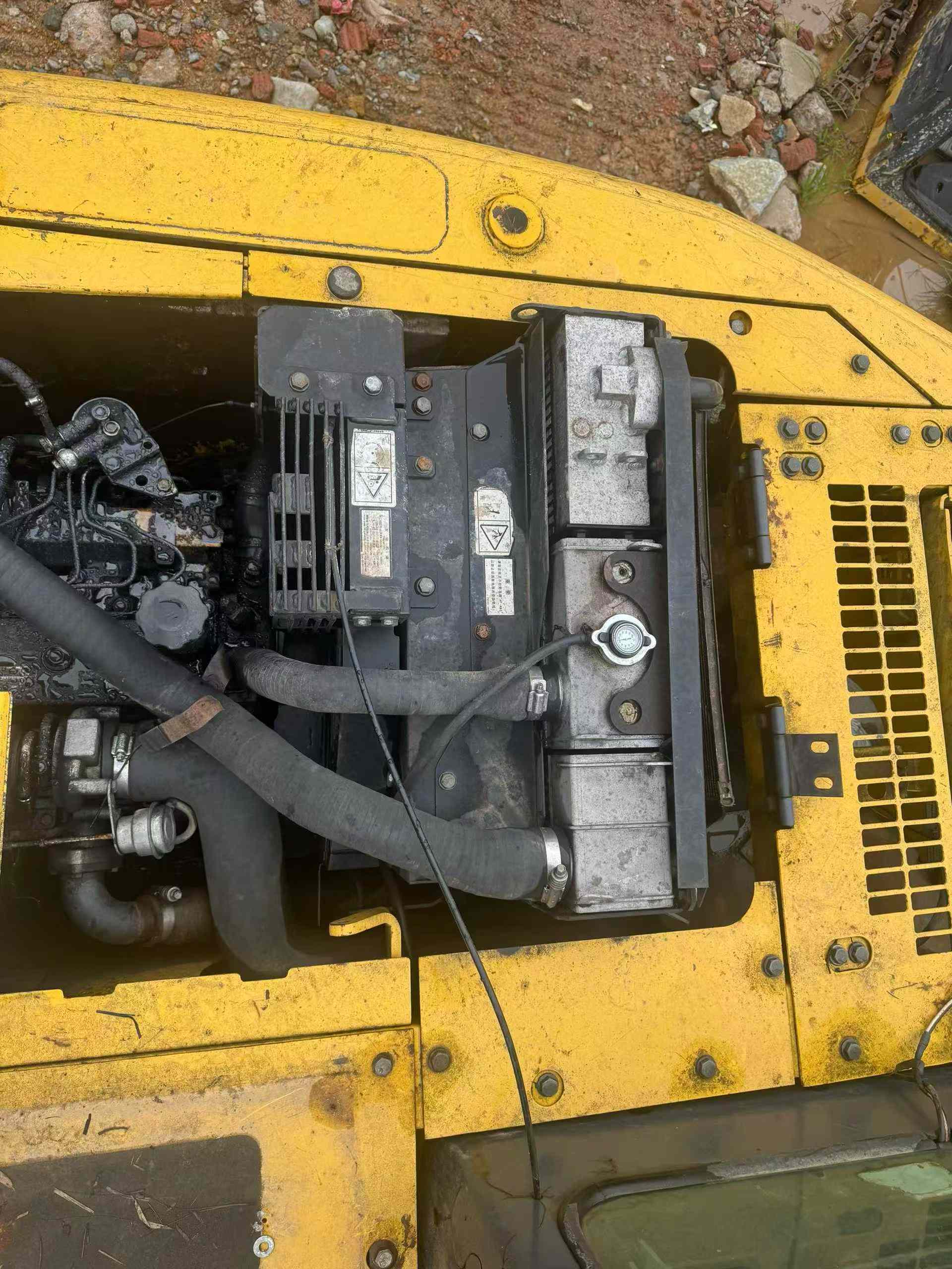 Buy Komatsu PC130-7 Used Excavator / 9