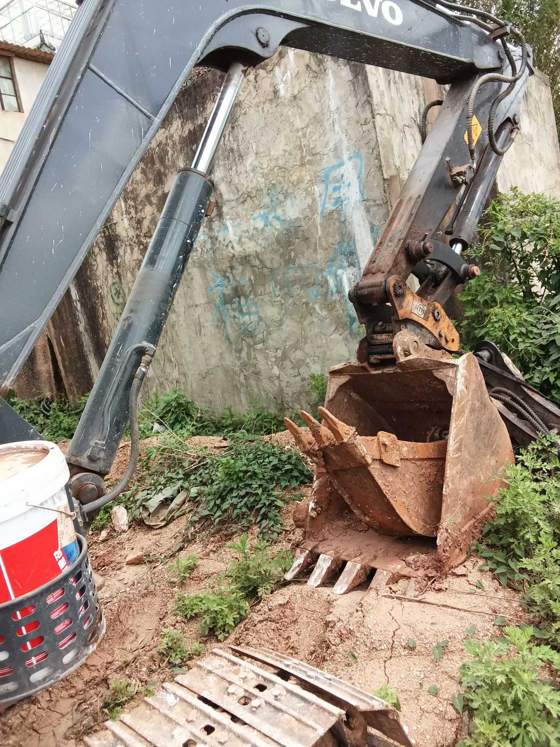 Buy Volvo EC55 Used Excavator / 3