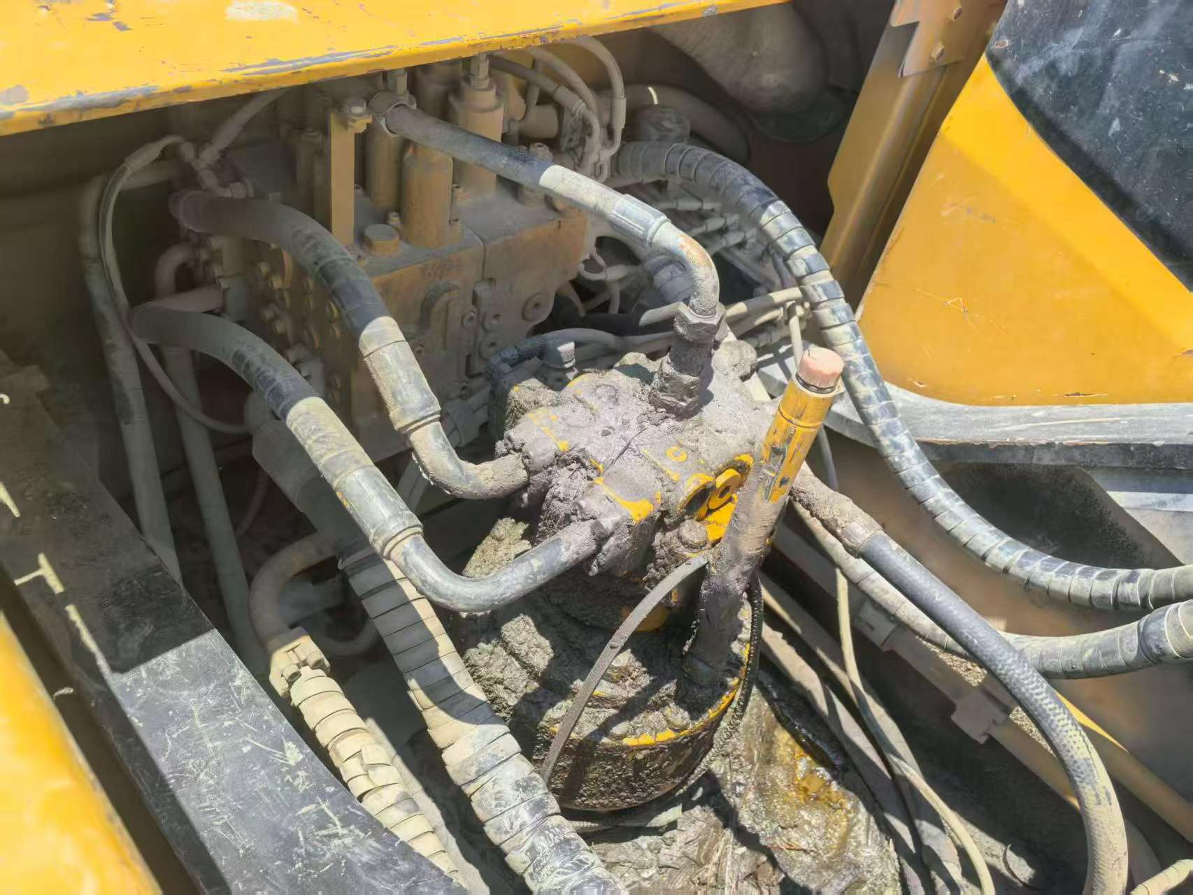 Buy Sany SY245H Used Excavator / 3