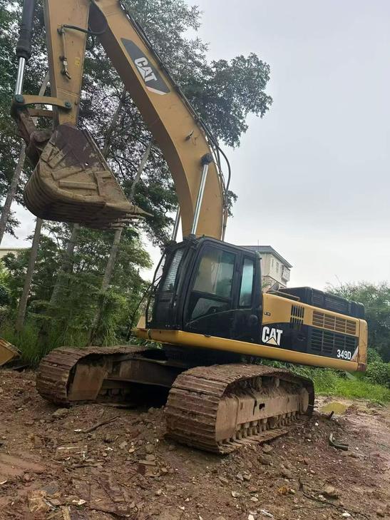 Buy Caterpillar 349E Used Excavator / 1