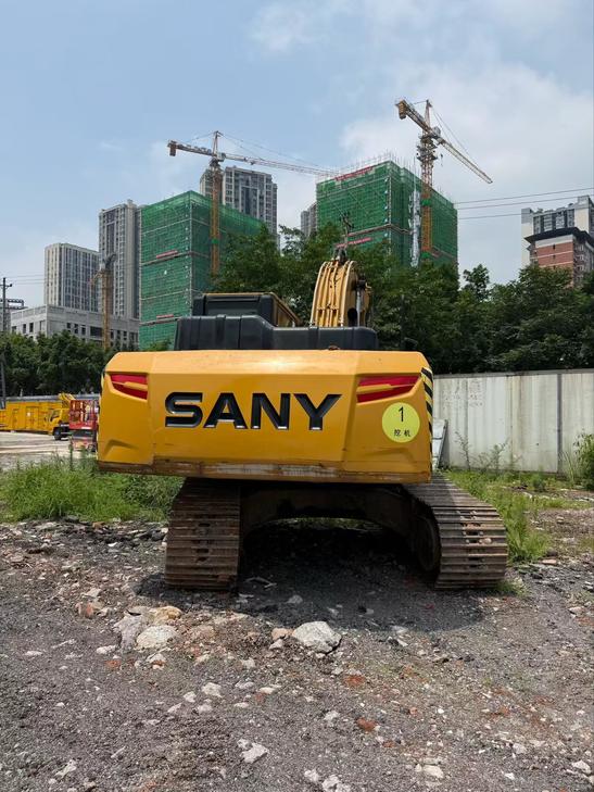Buy Sany SY215C Used Excavator / 1