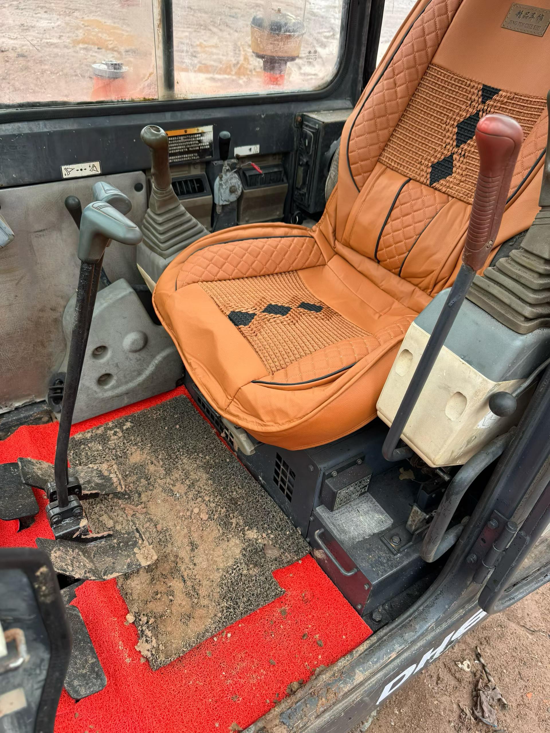 Buy Doosan DH55 Used Excavator / 9