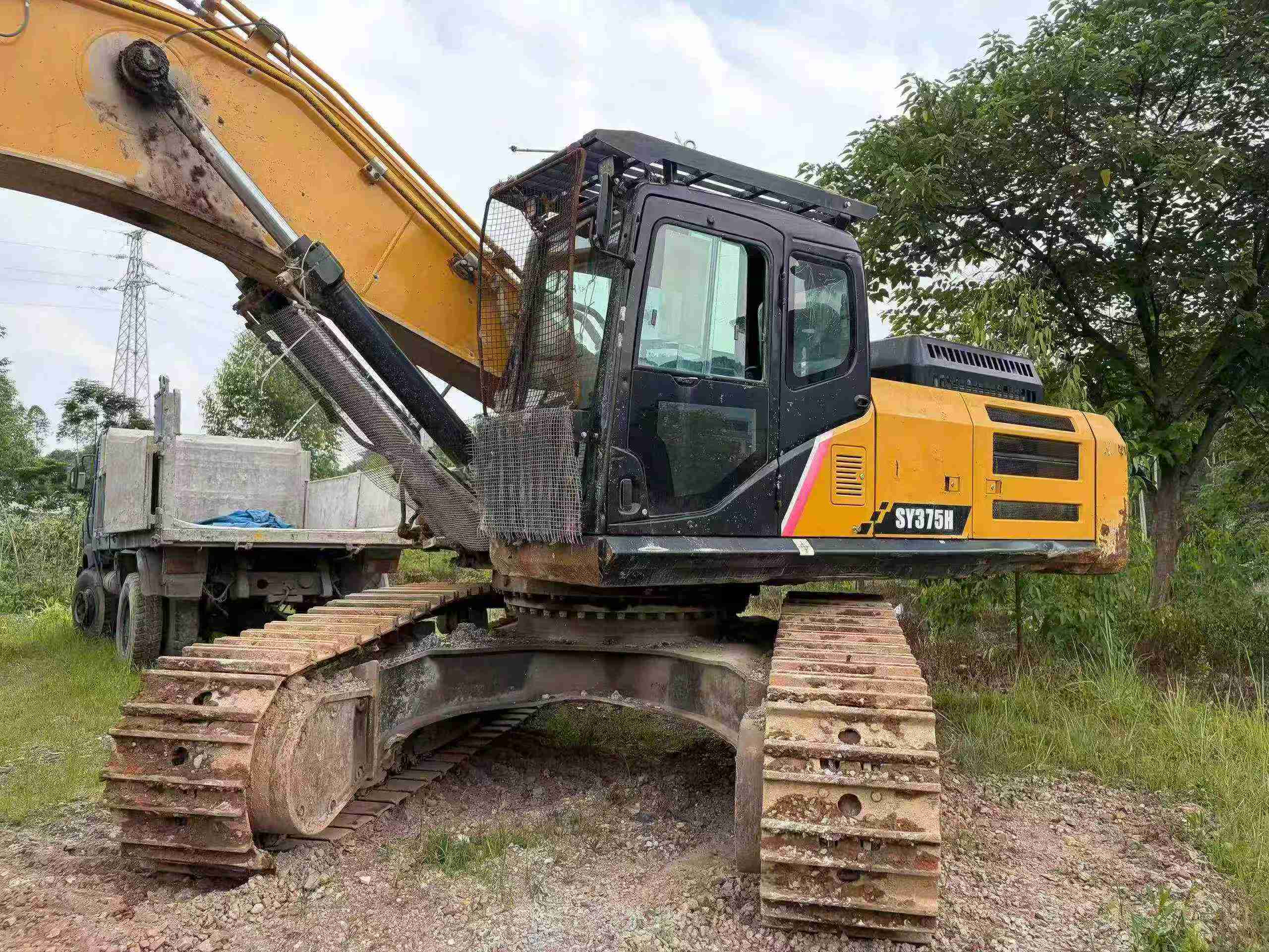 Buy Sany SY375H Used Excavator / 2