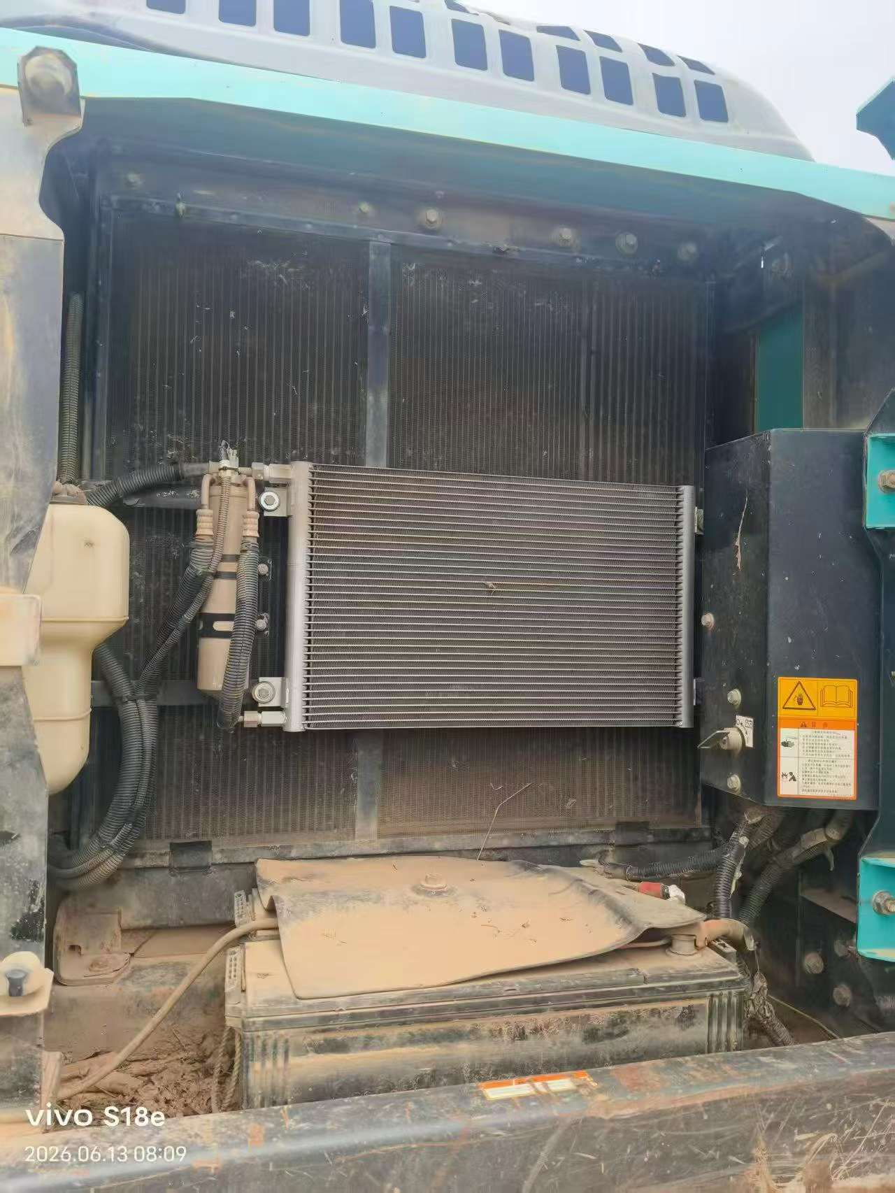 Buy Kobelco SK2008 Used Excavator / 6
