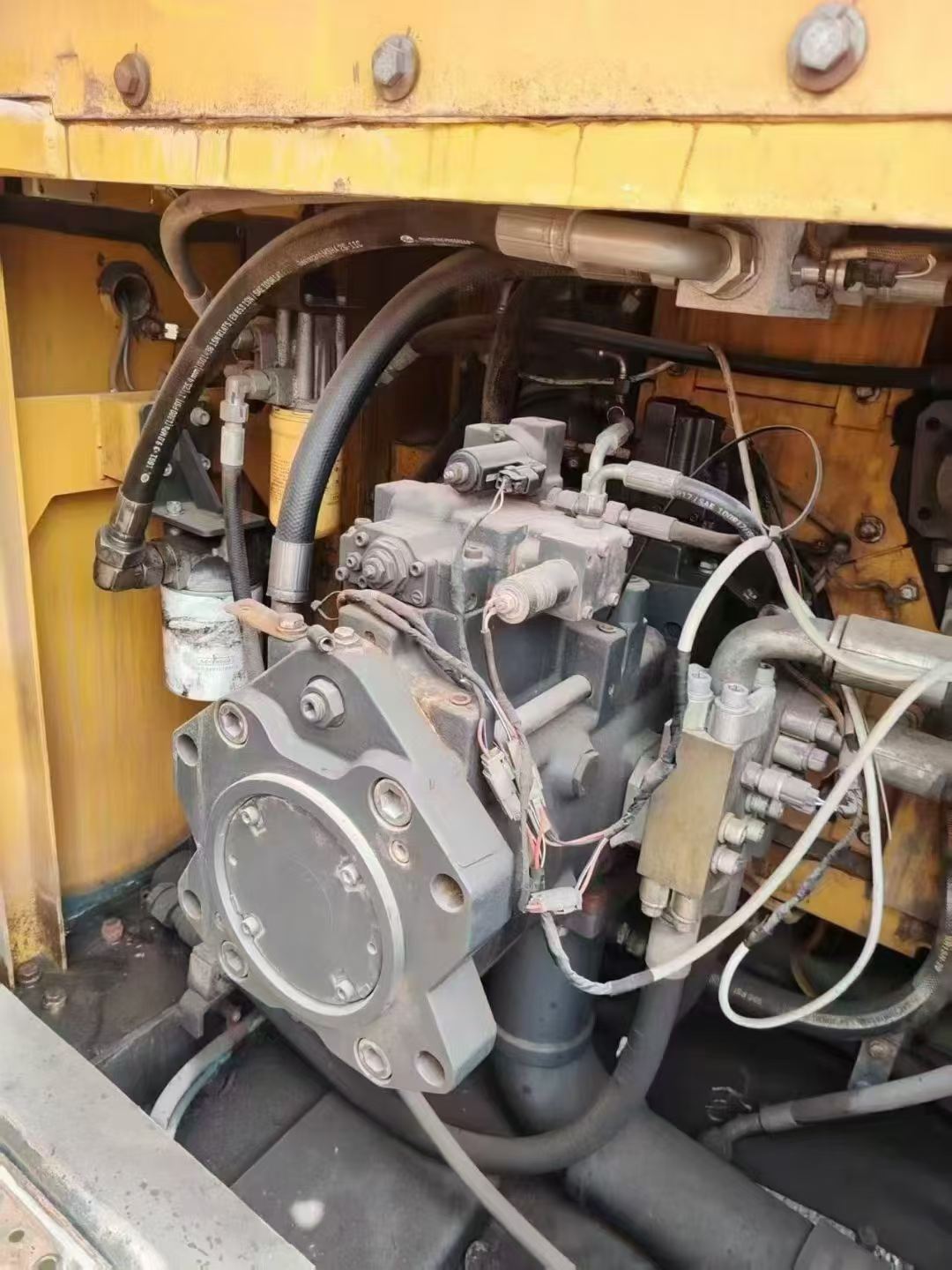 Buy XCMG XE750D Used Excavator / 4