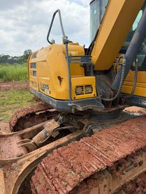 Buy XCMG XE75DA Used Excavator / 3 Buy XCMG XE75DA Used Excavator / 3