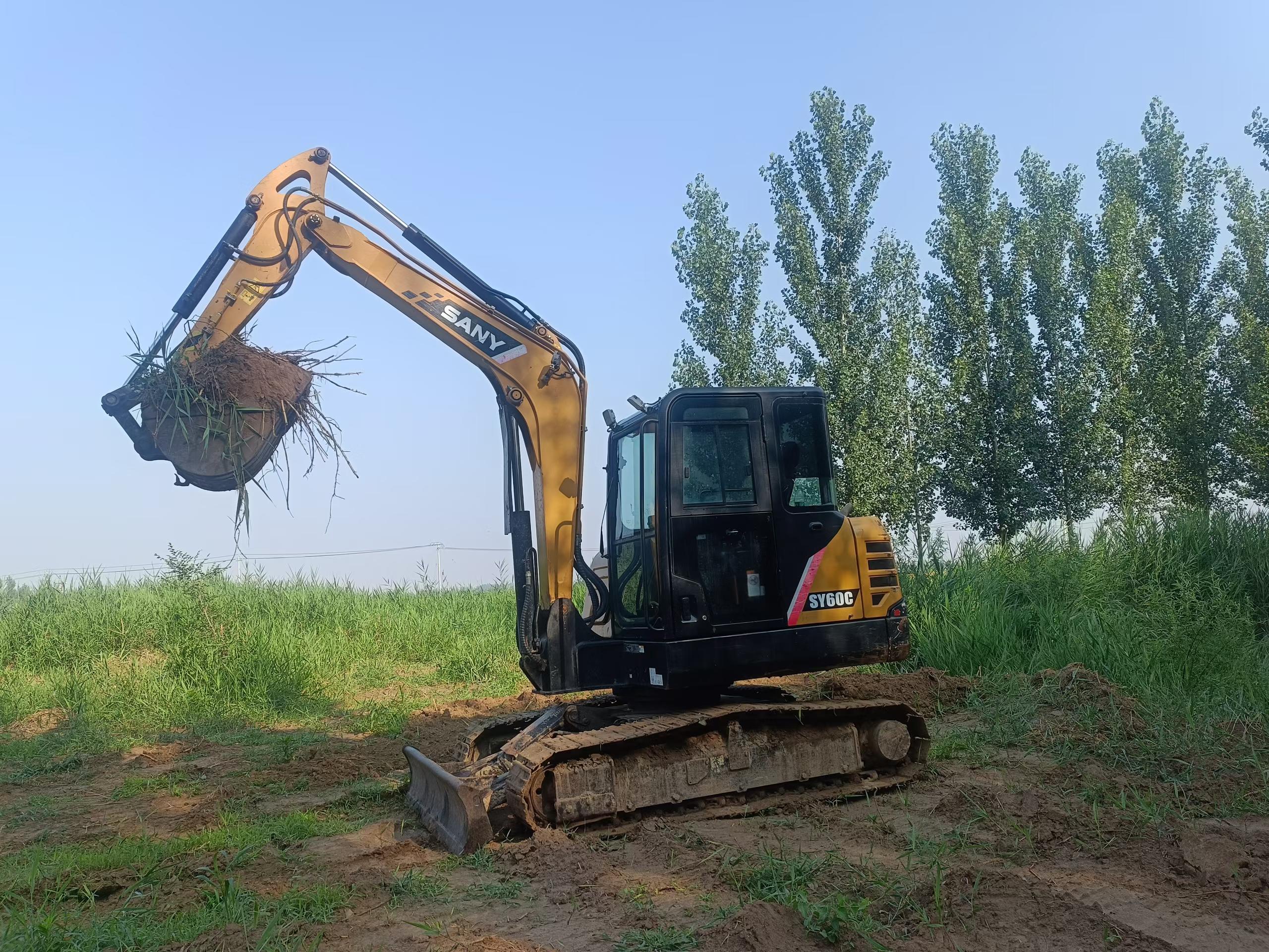 Buy Sany SY60 Used Excavator / 6