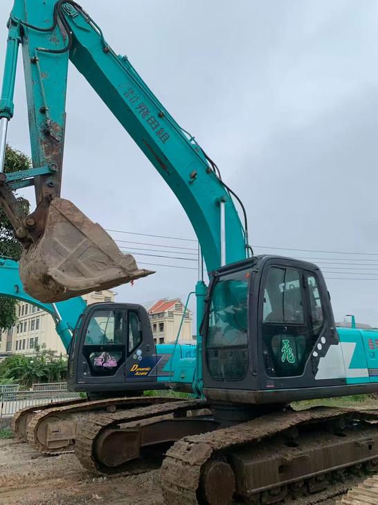 Buy Kobelco SK200-10 Used Excavator / 1