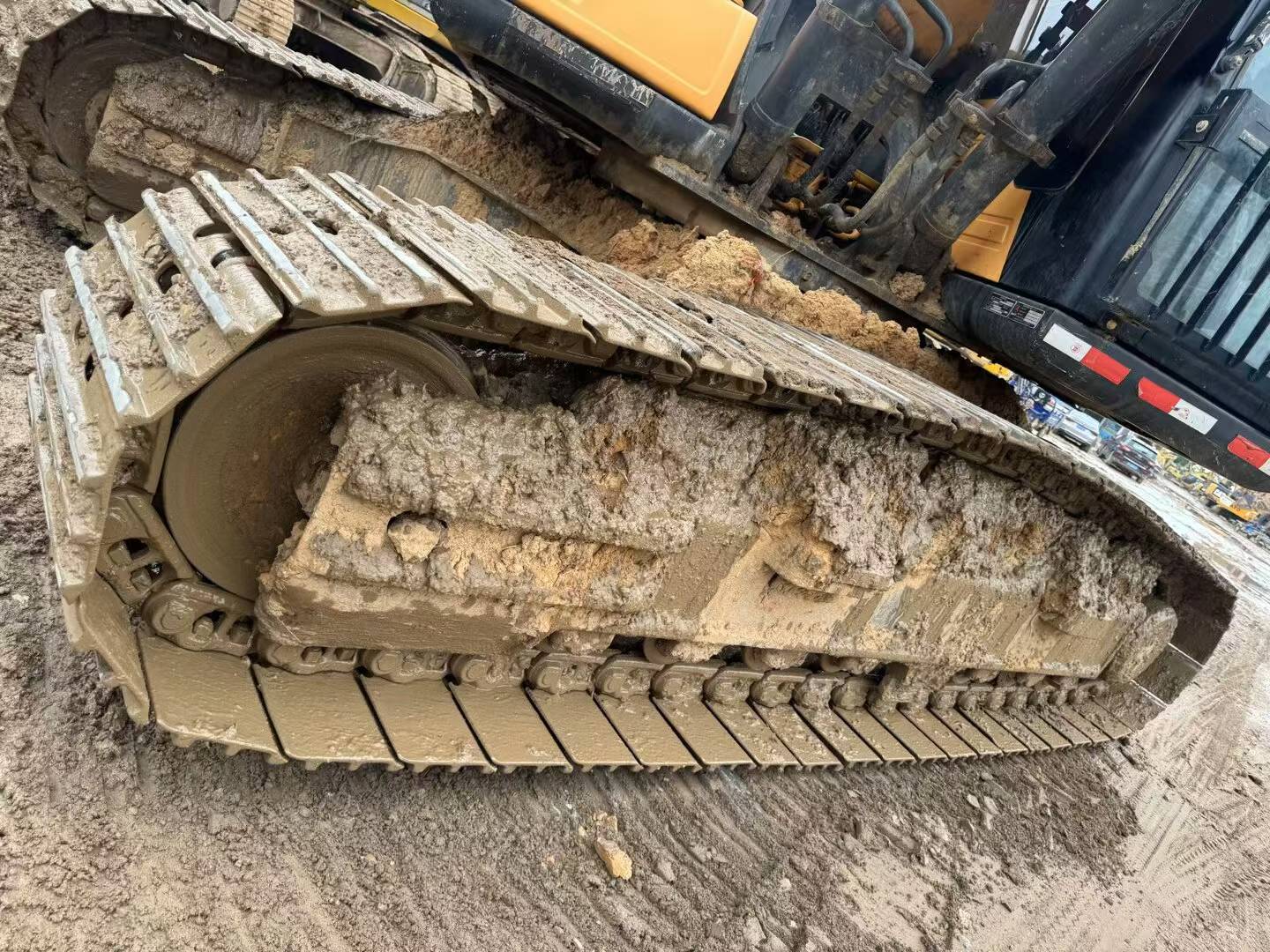 Buy Sany SY215C-8 Used Excavator / 3