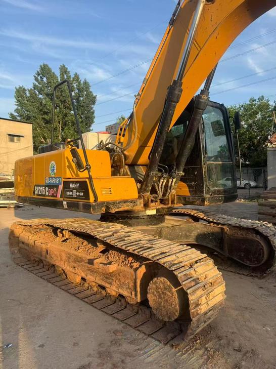 Buy Sany SY205C Used Excavator / 1
