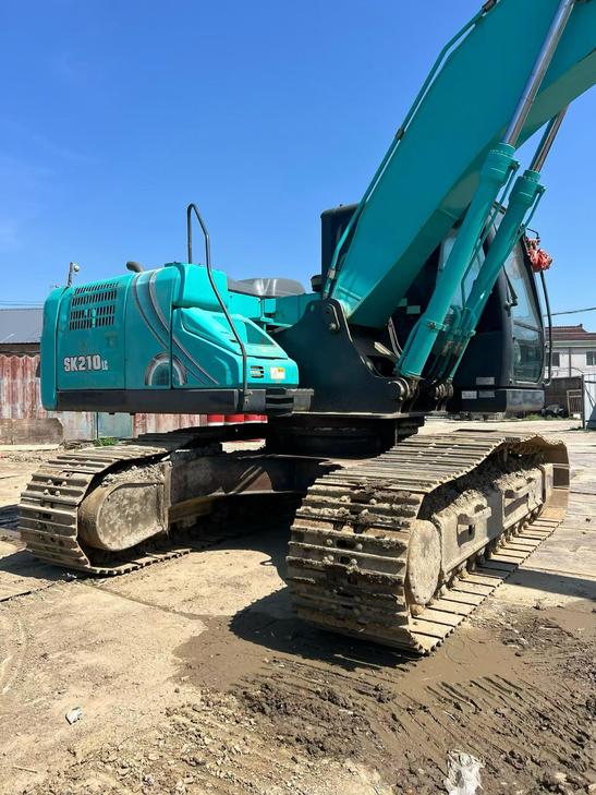 Buy Kobelco SK200 Used Excavator / 1