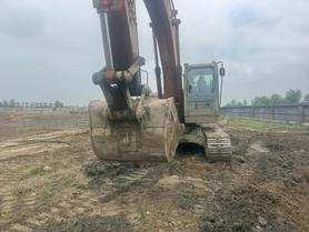 Buy Hitachi EX240-3 Used Excavator / 8 Buy Hitachi EX240-3 Used Excavator / 8