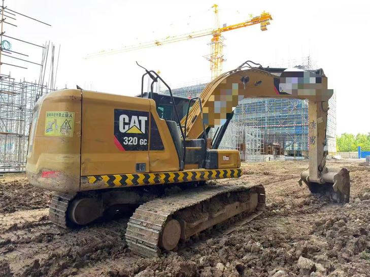 Buy Caterpillar 320GC Used Excavator / 1