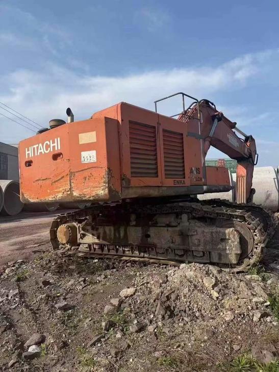 Buy Hitachi ZX670LC-5B Used Excavator / 1