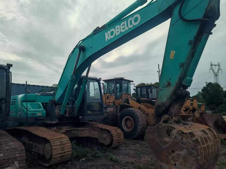 Buy Kobelco SK210-6 Used Excavator / 1