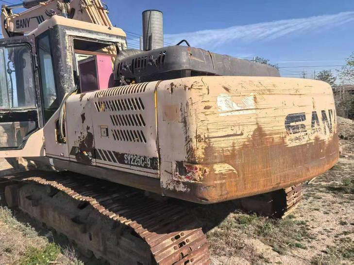 Buy Sany SY225C Used Excavator / 1