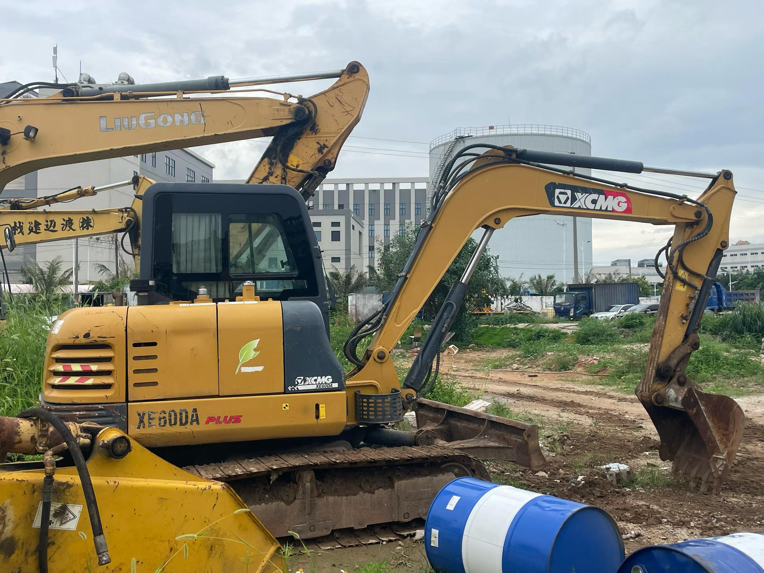 Buy XCMG XE60DA Used Excavator / 4