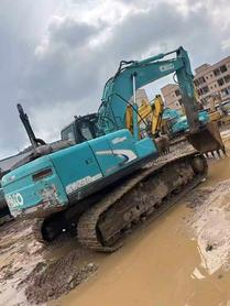 Buy Kobelco SK210-6 Used Excavator / 2 Buy Kobelco SK210-6 Used Excavator / 2