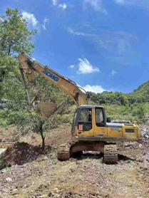 Buy XCMG XE200D Used Excavator / 3 Buy XCMG XE200D Used Excavator / 3