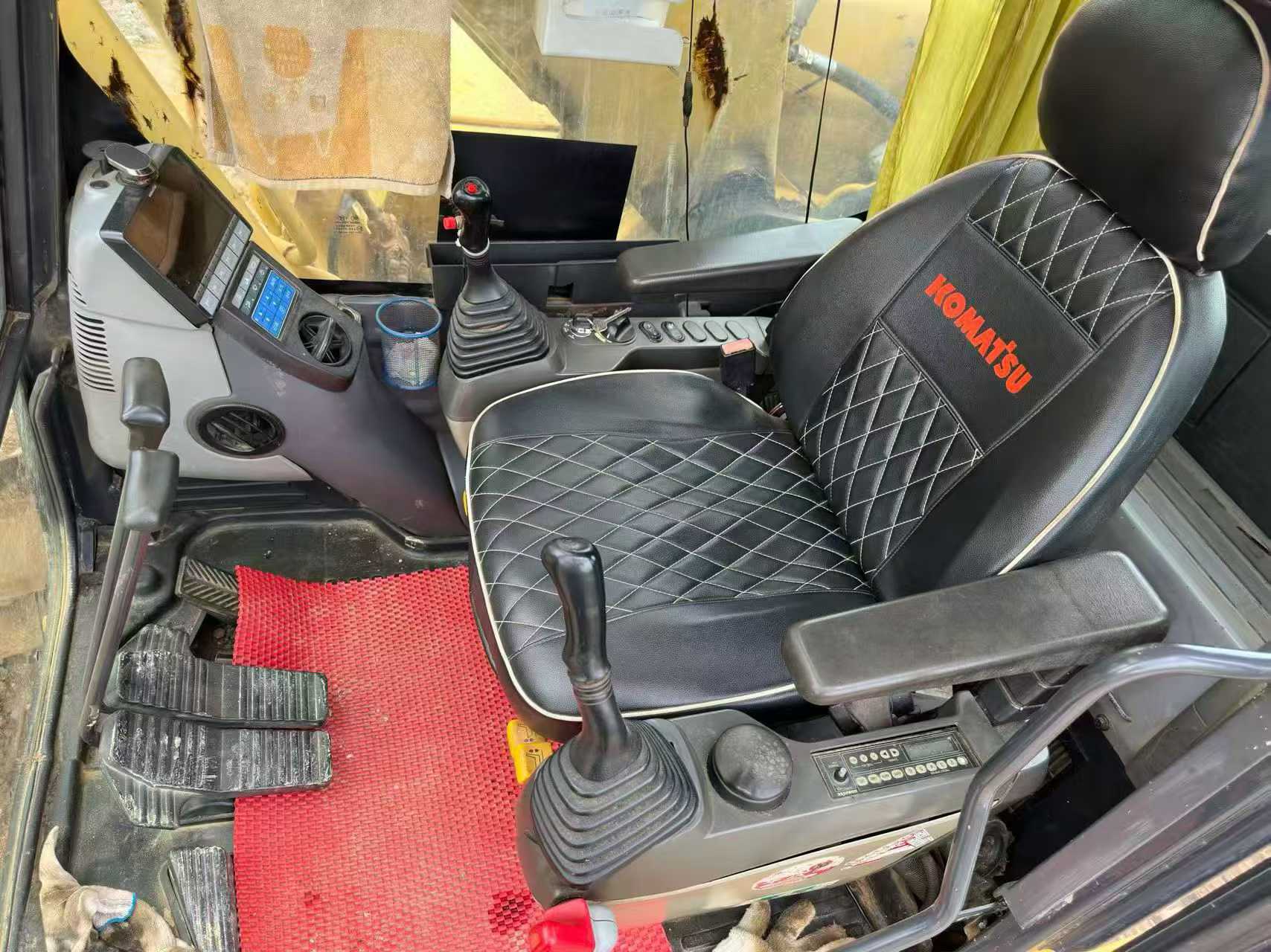 Buy Komatsu PC200-8N1 Used Excavator / 5